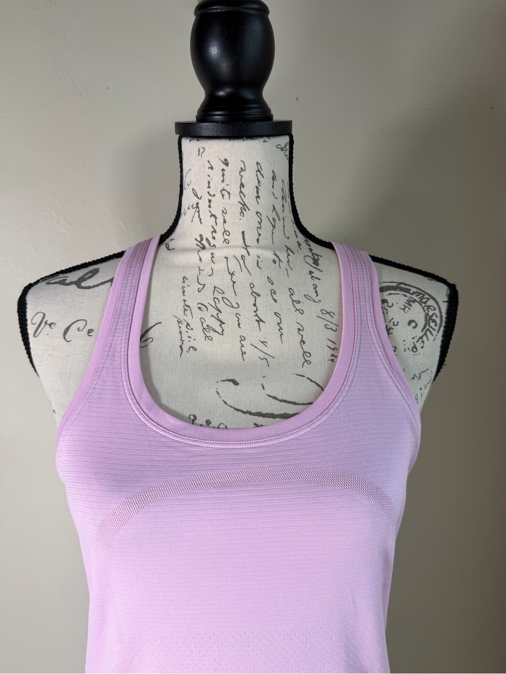 lululemon athletica Light Lilac Scoop Neck Tank - Picture 2 of 7